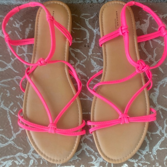 Brand new AE sandals - Picture 1 of 6